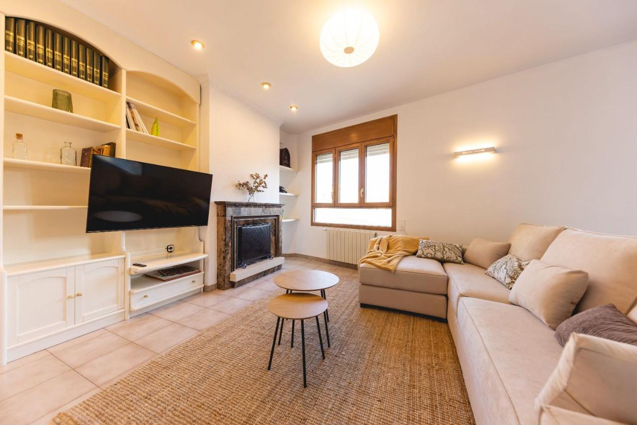 Bravissimo El Lleo, Bright 4-Bedroom Apartment Girona Esterno foto